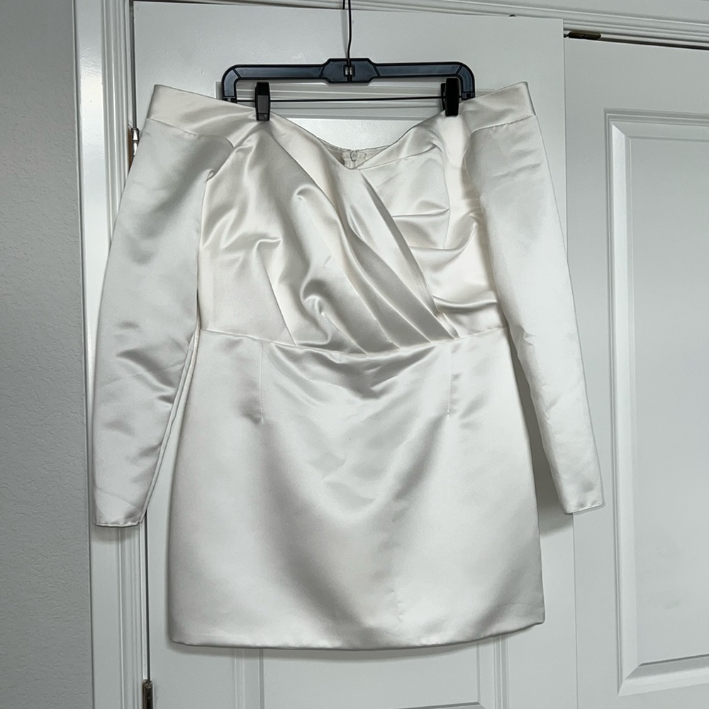 BRIDAL - Off the Shoulder White Mini Dress